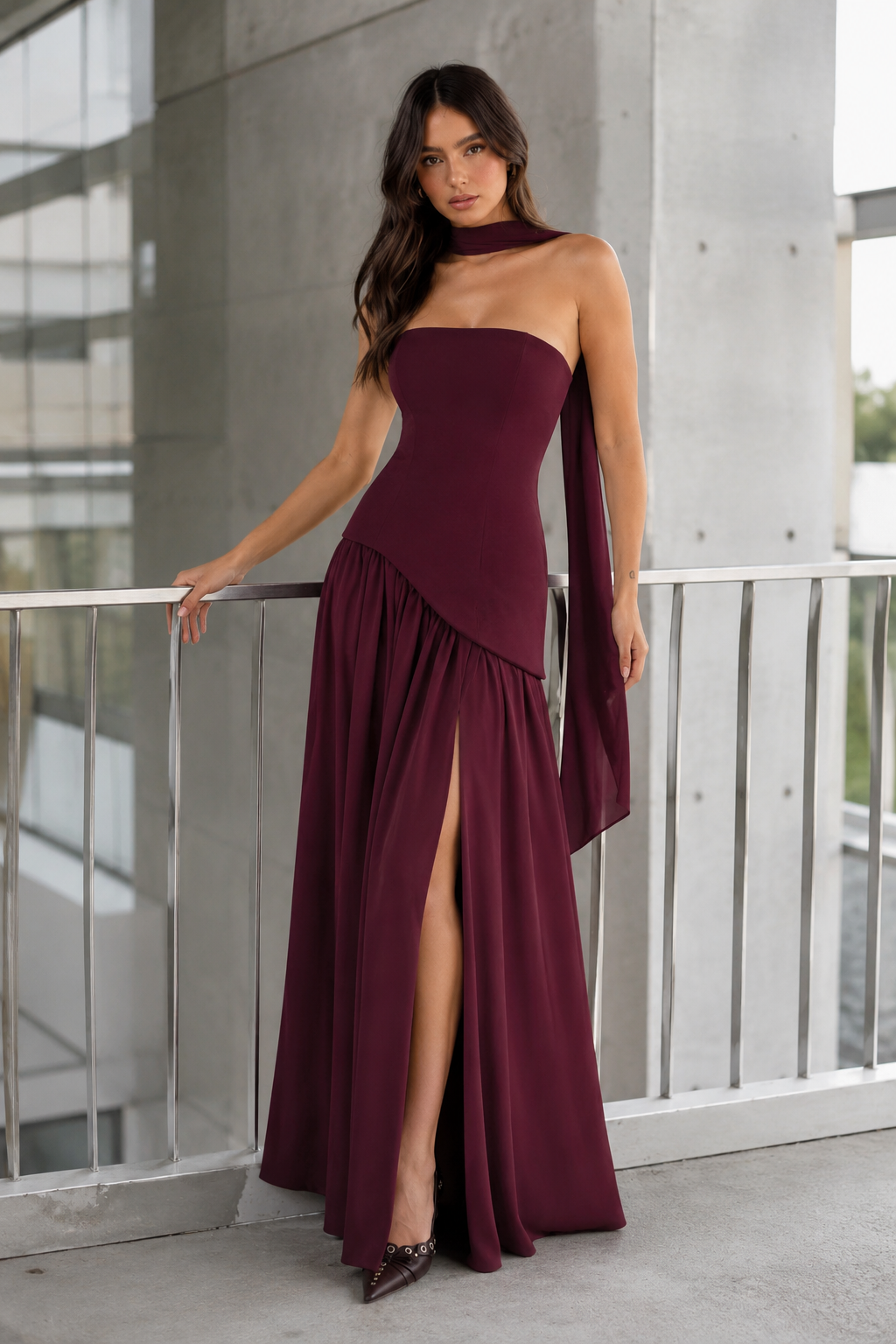Harlow | Crossover-Strap Bodycon Maxi